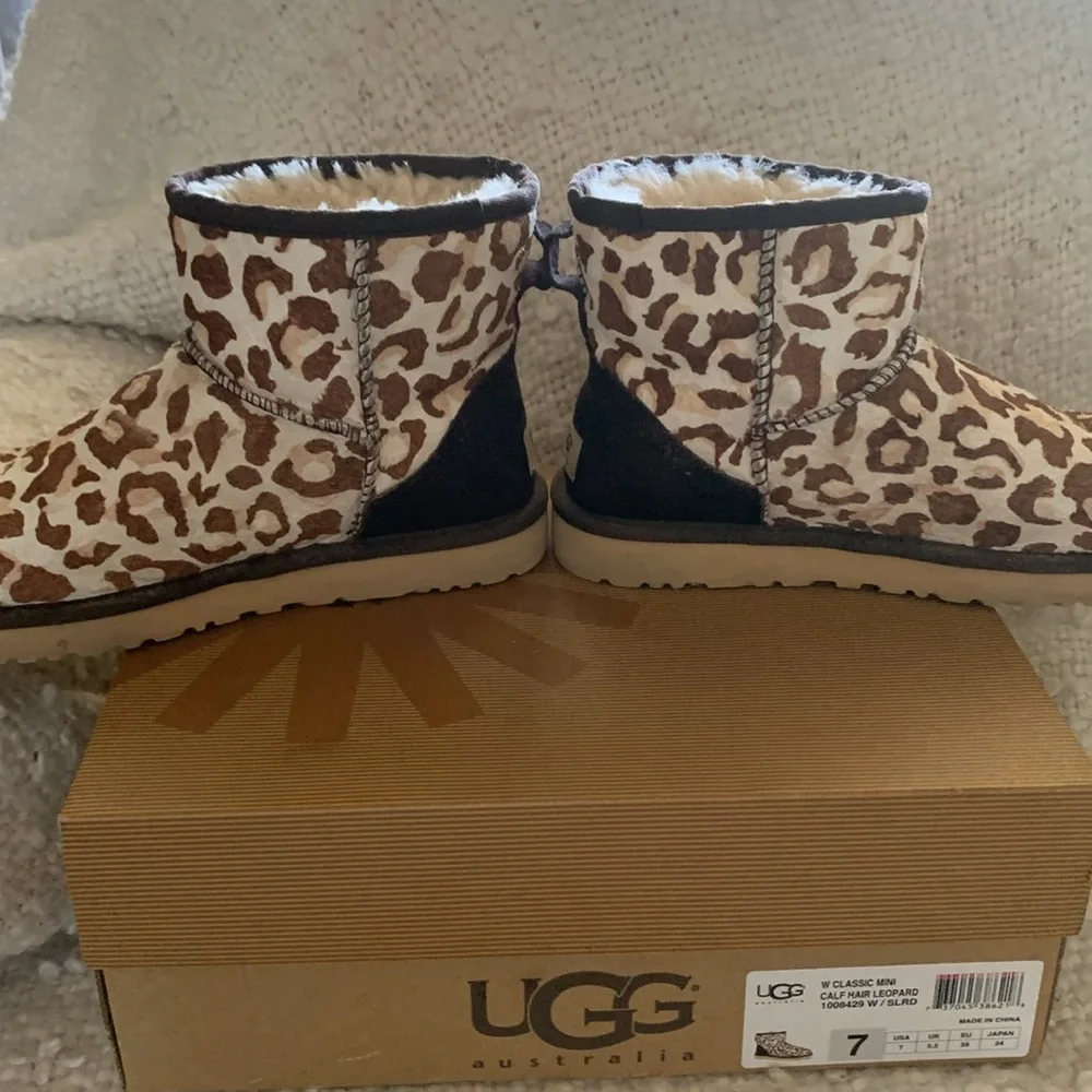N/A ugg classic